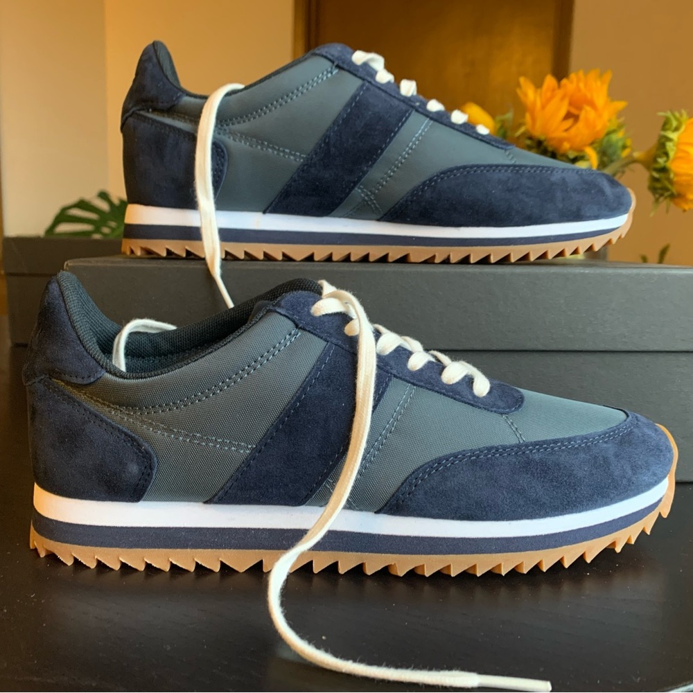 J crew trainers in color midnight navy size 9.5
